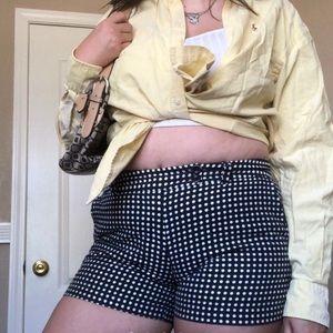 VINEYARD VINES SHORTS